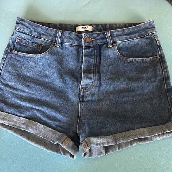 Highwasted Forever 21 Jean shorts size 30 - Picture 1 of 2